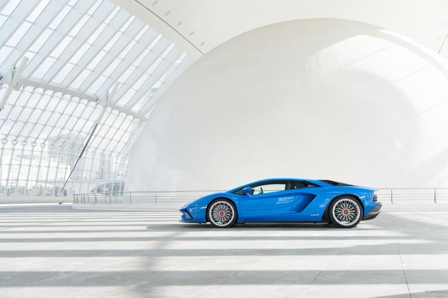  Lamborghini Aventador S 2017 года  (WW) (фото 53 из 74)